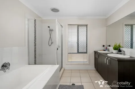 Property photo of 22 Arnaldo Avenue Augustine Heights QLD 4300