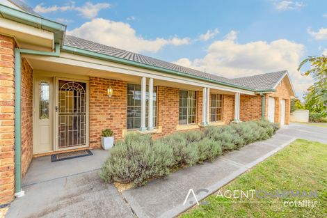 Property photo of 17 Lister Crescent Kelso NSW 2795