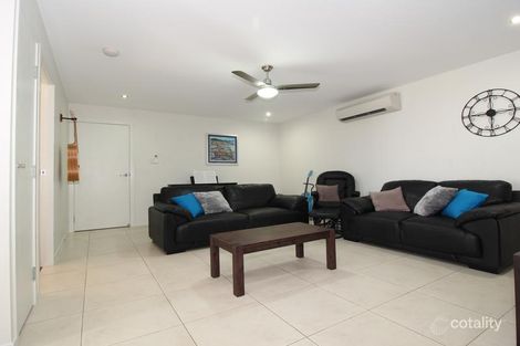 Property photo of 2/13 Scenic Drive Emerald QLD 4720