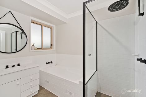 4 Antrim Cl, Ashtonfield, NSW 2323