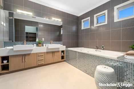 Property photo of 32 Adderley Drive Greenvale VIC 3059