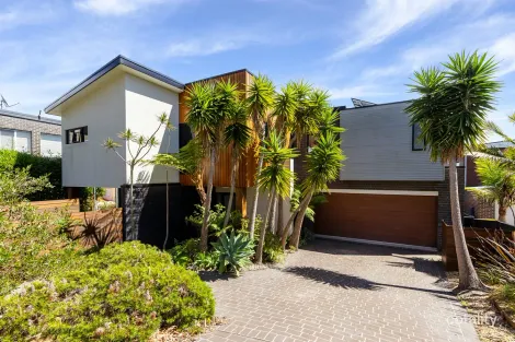 21 Bournda Cct, Tura Beach, NSW 2548