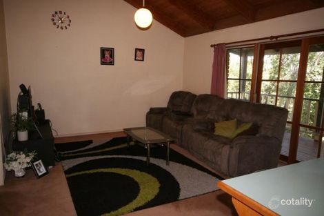 Property photo of 19 Miriam Drive Yarra Glen VIC 3775