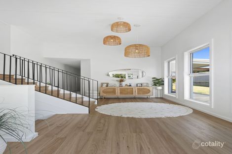 Property photo of 19 Trees Road Tallebudgera QLD 4228