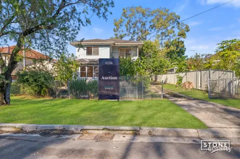 34 BARCOM ST, MERRYLANDS WEST, NSW 2160