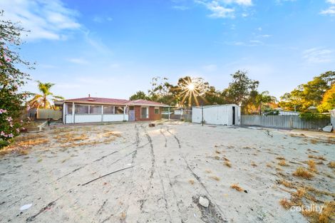 Property photo of 1 Farnham Place Gosnells WA 6110