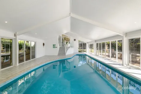 Property photo of 7 Curzon Street Mount Lofty QLD 4350