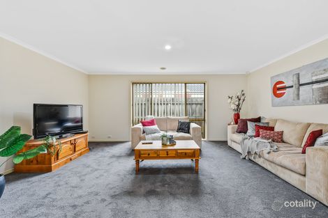 Property photo of 52 Astley Wynd Lynbrook VIC 3975