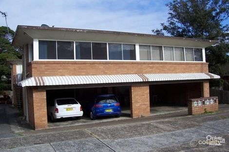 Property photo of 4 Mosbri Crescent The Hill NSW 2300