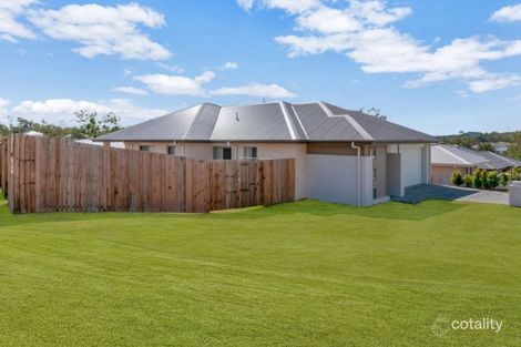 Property photo of 30 Essington Mews Leichhardt QLD 4305