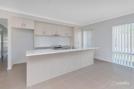 Property photo of 30 Essington Mews Leichhardt QLD 4305