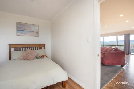 Property photo of 37 Mount Ferguson Drive Weeroona Island SA 5495