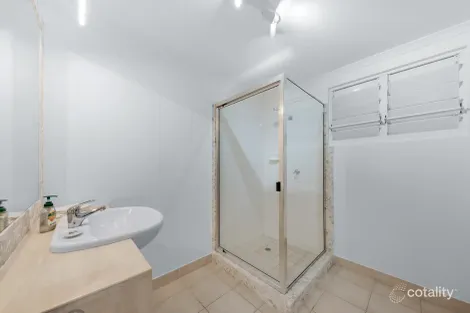 Property photo of 2 Erromango Jubilee Pocket QLD 4802