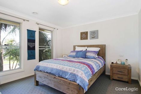Property photo of 82 Honeyeater Circuit Thurgoona NSW 2640