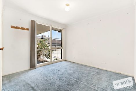 Property photo of 2/30 Strathavan Drive Berwick VIC 3806