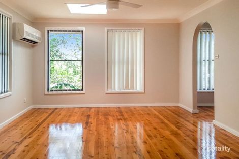Property photo of 31 Fluorite Place Eagle Vale NSW 2558