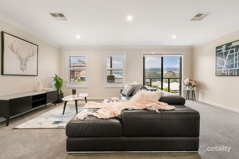 Property photo of 4 Macon Way Cameron Park NSW 2285