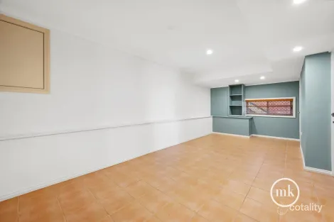 Property photo of 12 Warwick Road Greensborough VIC 3088