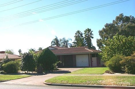 52 Willeri Dr, Parkwood, WA 6147