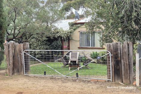 Property photo of 33 Roberts Street Yealering WA 6372