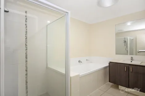 Property photo of 5 Sovereign Close Brassall QLD 4305