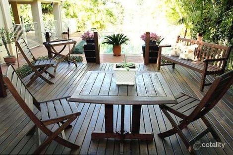 Property photo of 28 Samuel Place Sinnamon Park QLD 4073