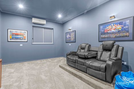 Property photo of 32 The Passage Pelican Waters QLD 4551