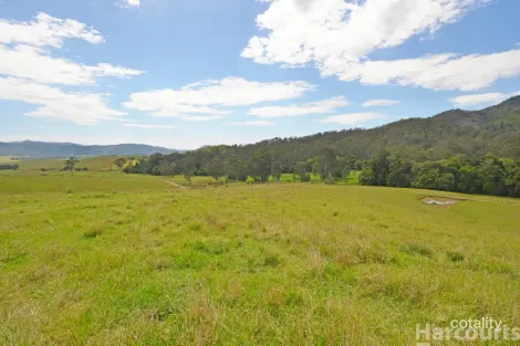 266 Figtree Valley Rd, Yarras, NSW 2446