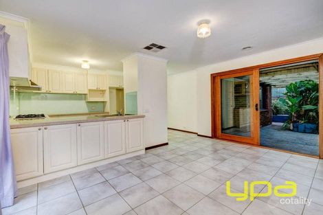 Property photo of 3 Wordel Place Kurunjang VIC 3337