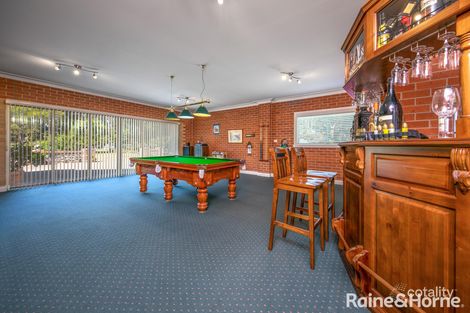 10 Panorama Dr, Gisborne, VIC 3437