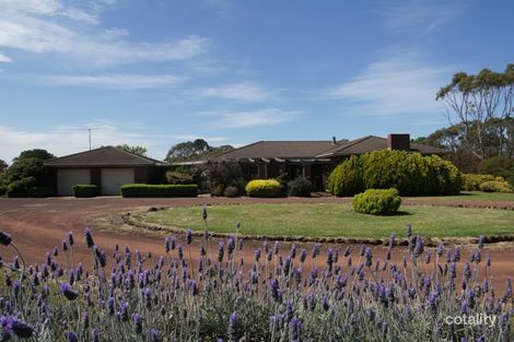 Property photo of 24 Boundary Road Mortlake VIC 3272