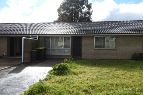 2/9 Memagong St, Young, NSW 2594