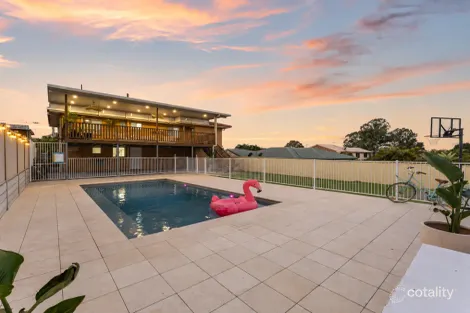 27 Burgess St, Raceview, QLD 4305