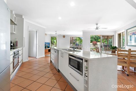 Property photo of 18 Chichester Drive Arundel QLD 4214