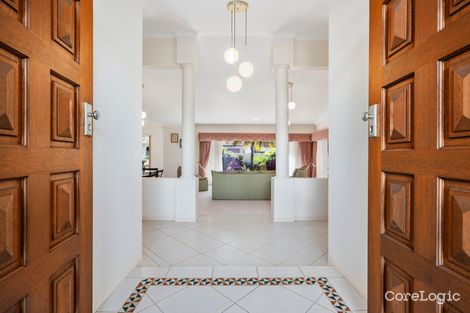 Property photo of 16 Annies Court Benowa QLD 4217
