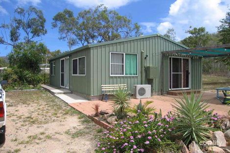 182 Hydeaway Bay Dr, Cape Gloucester, QLD 4800