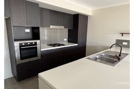 Property photo of 1/5 Olearia Street Coomera QLD 4209