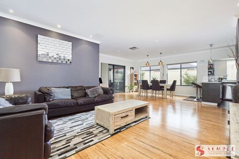 Property photo of 11 Horton Brace Success WA 6164