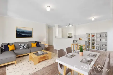 Property photo of 4 Kalgan Close Heathridge WA 6027