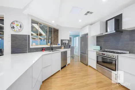 Property photo of 13 Samantha Close Kanwal NSW 2259
