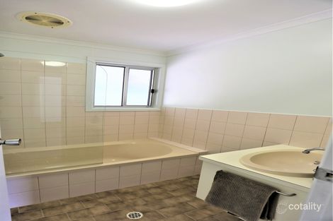 Property photo of 34 Shearwater Crescent Marion Bay SA 5575