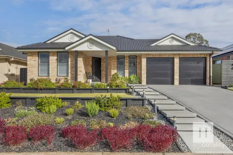 Property photo of 13 Samantha Close Kanwal NSW 2259