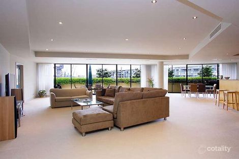 Property photo of 17/10 Lincoln Crescent Woolloomooloo NSW 2011
