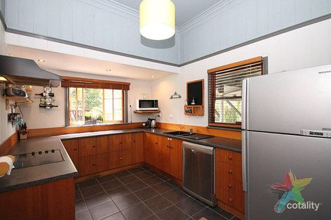 Property photo of 7 Taylor Street Eastern Heights QLD 4305