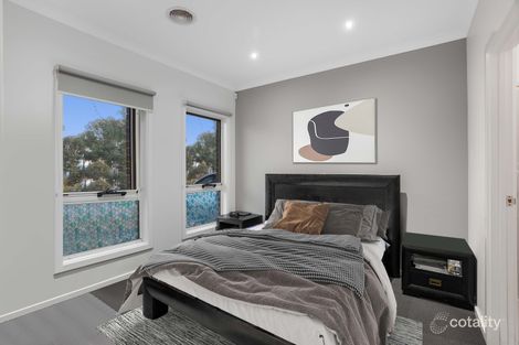 Property photo of 106 Eltham Parade Manor Lakes VIC 3024