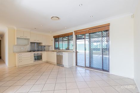 Property photo of 28 Harvey Circuit St Clair NSW 2759