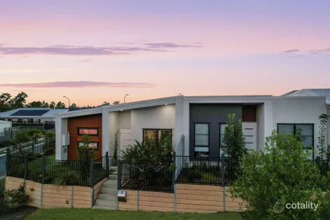 52 Oxford Dr, Flagstone, QLD 4280