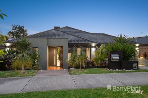 Property photo of 5 Tiverton Circuit Mooroolbark VIC 3138