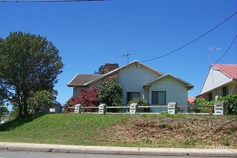 2 Lake Rd, Port Macquarie, NSW 2444