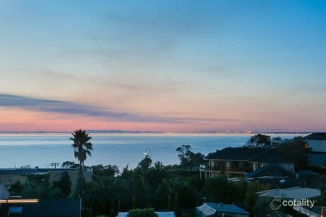 9 Kunyung Rd, Mount Eliza, VIC 3930
